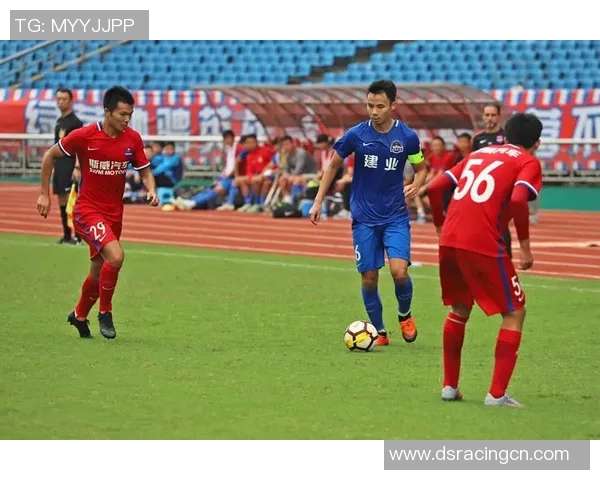 重庆足球队灵活性创新高引发全国关注助力球队崛起