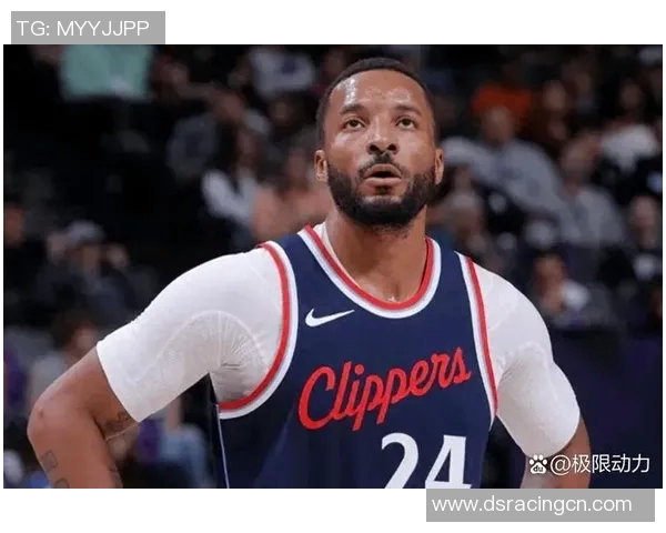 爵士队与灰熊队激战正酣谁能在这场对决中笑到最后