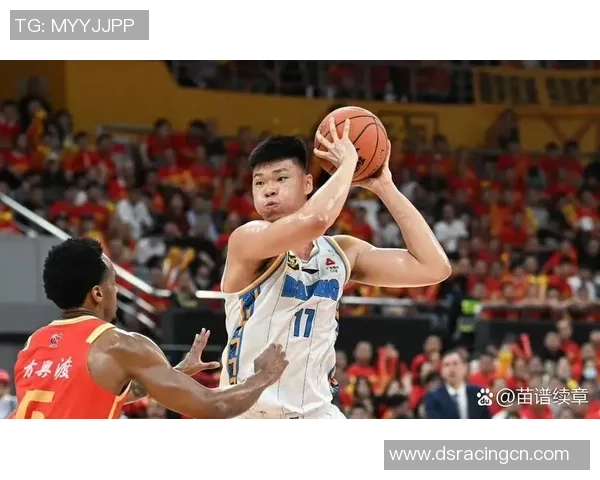 范子铭：从年轻球员到篮球明星的成长之路与未来展望