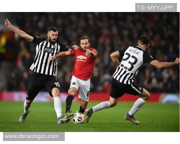 拉纳卡与特伦辛的精彩对决揭示足球战术与团队合作的重要性