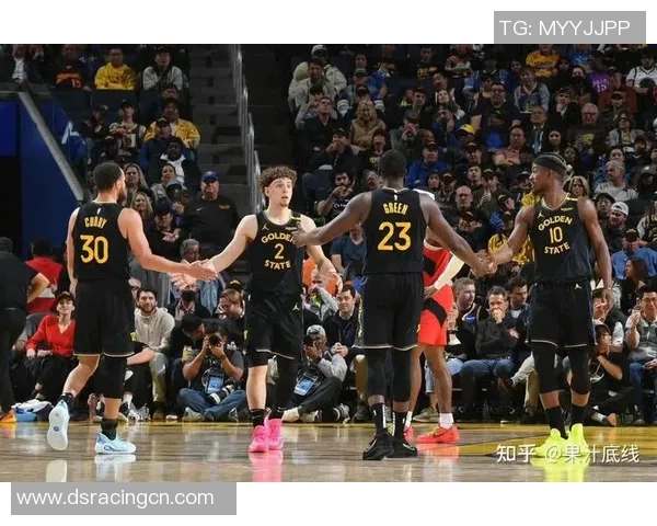 NBA勇士与猛龙对决各场比分回顾及精彩瞬间分析