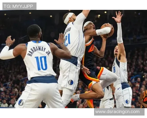 小牛队与雷霆队西部决赛第三场激战回顾与精彩瞬间解析 小牛队与雷霆队西部决赛第三场激战回顾与精彩瞬间解析