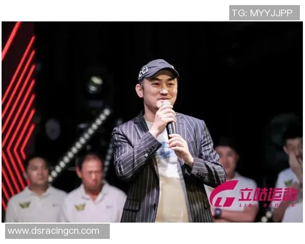 张伟的足球人生深度对话:从青涩少年到职业球员的成长历程与心路历程 张伟的足球人生深度对话:从青涩少年到职业球员的成长历程与心路历程